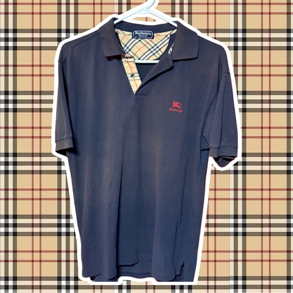 ✨ Vintage Burberrys Polo – Iconic Nova Check – Size M (Unisex) ✨
Retail: 250+ - Picture 1 of 6